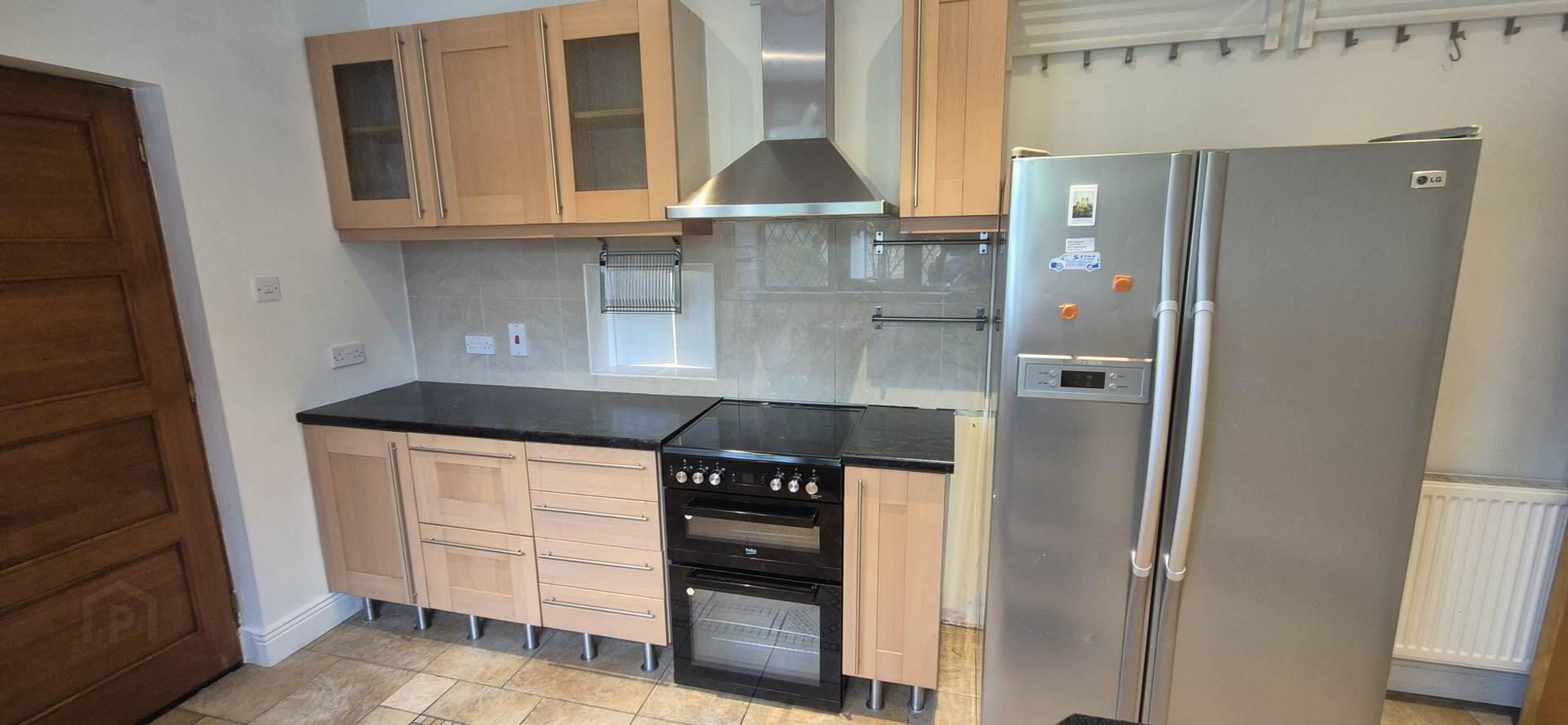 28 Steelstown Road 23 of 47