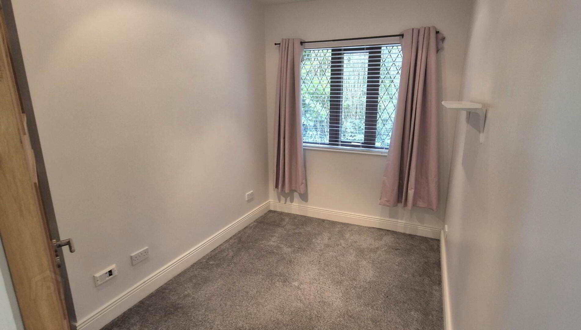 28 Steelstown Road 31 of 47
