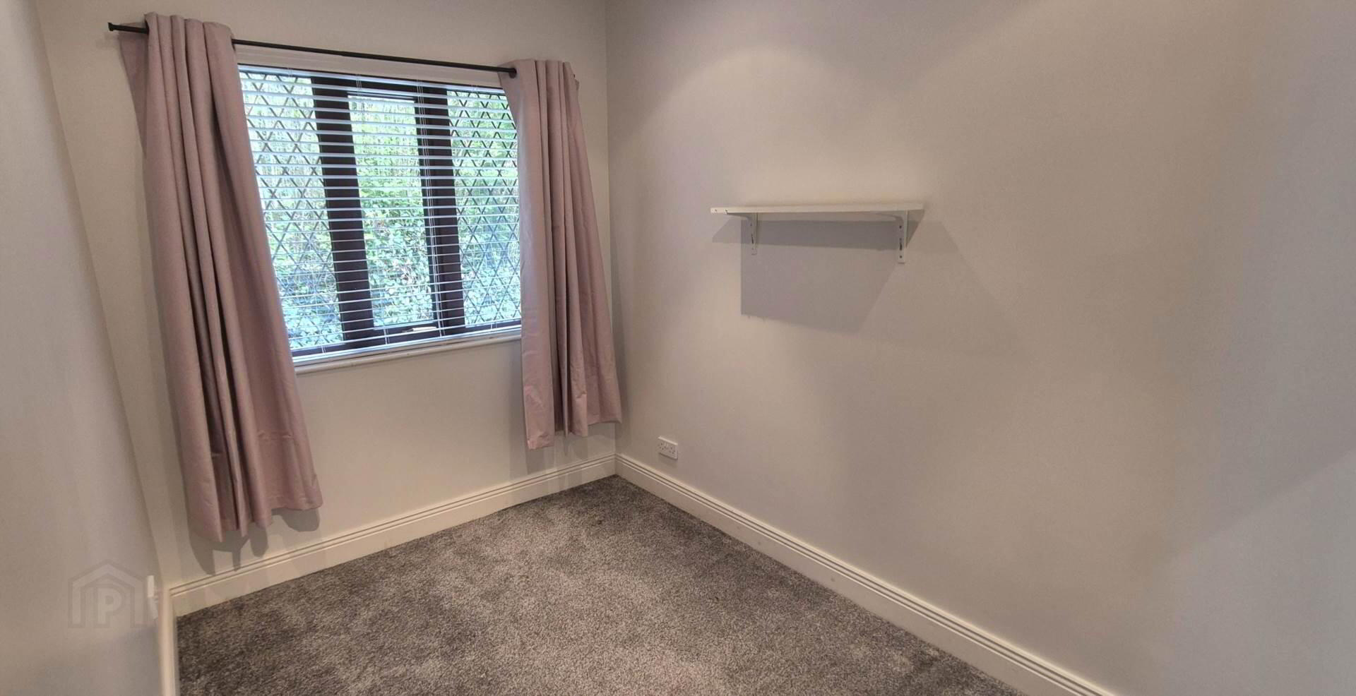 28 Steelstown Road 30 of 47