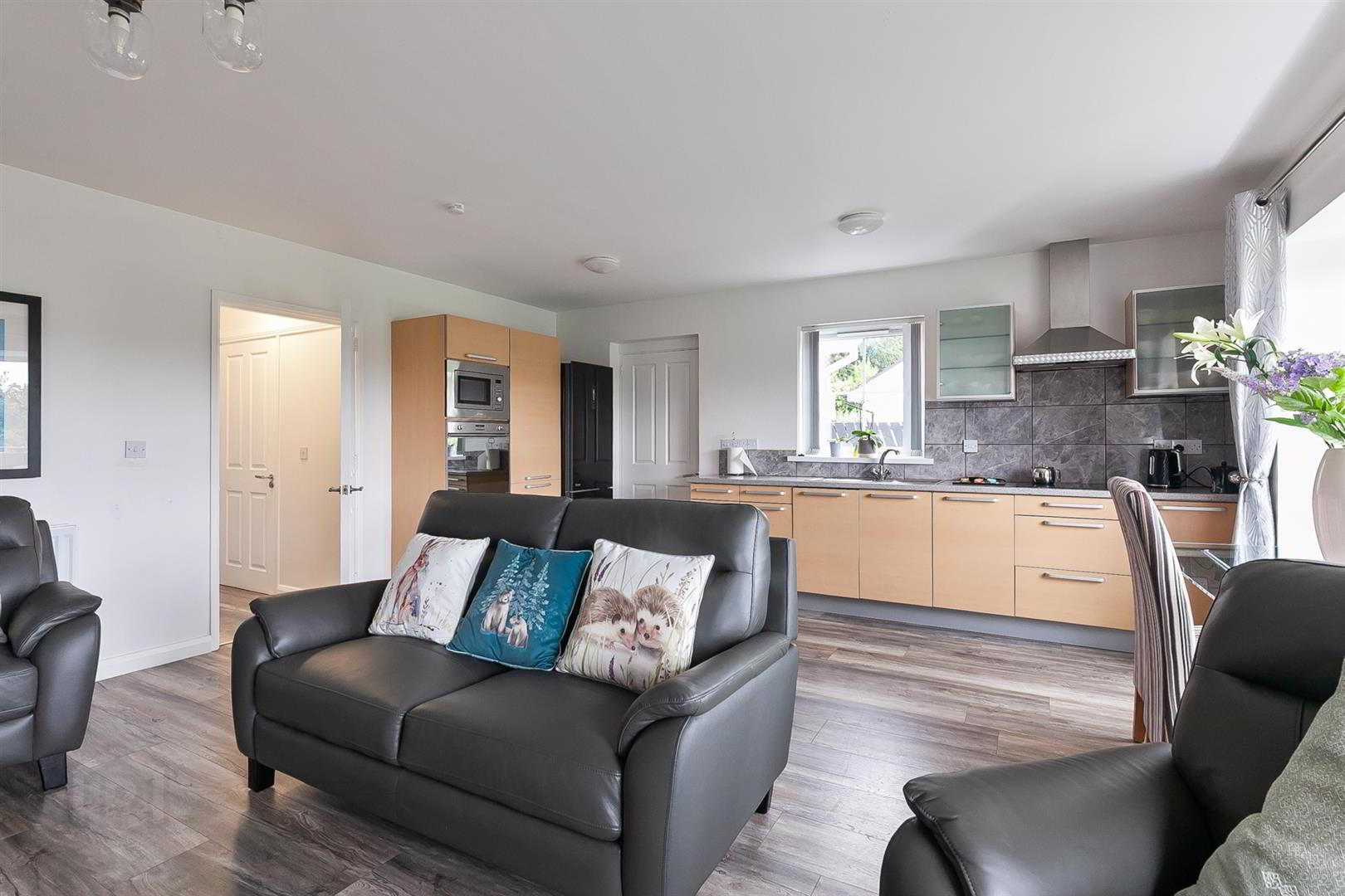 53 Millmount Lane 5 of 16
