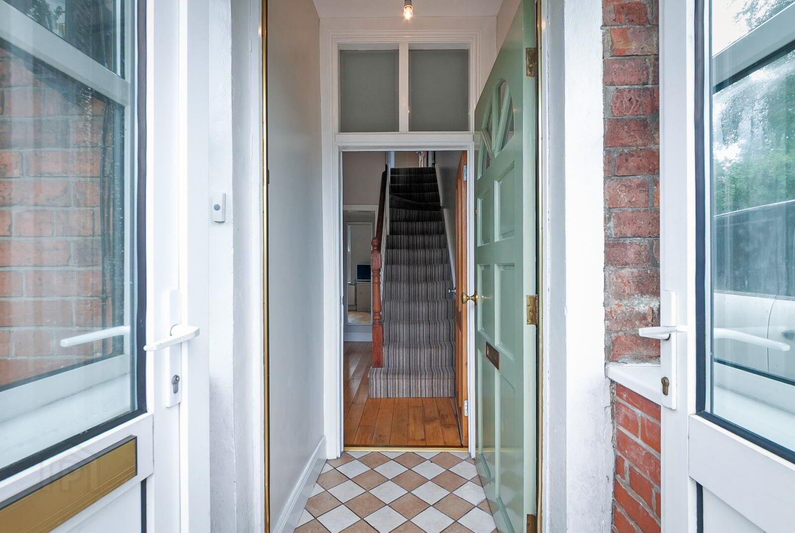 property description image