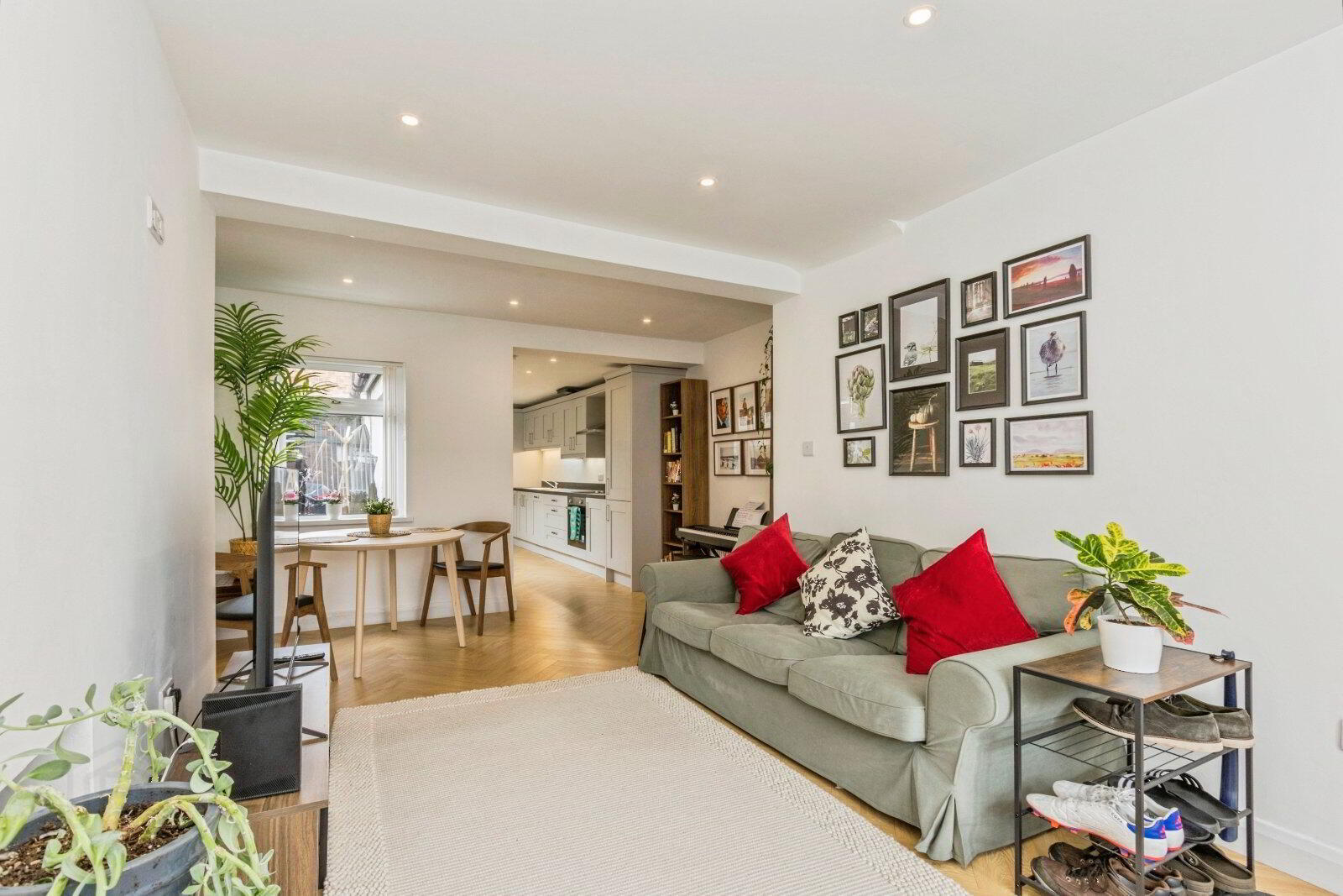 54 Lismain Street 6 of 20