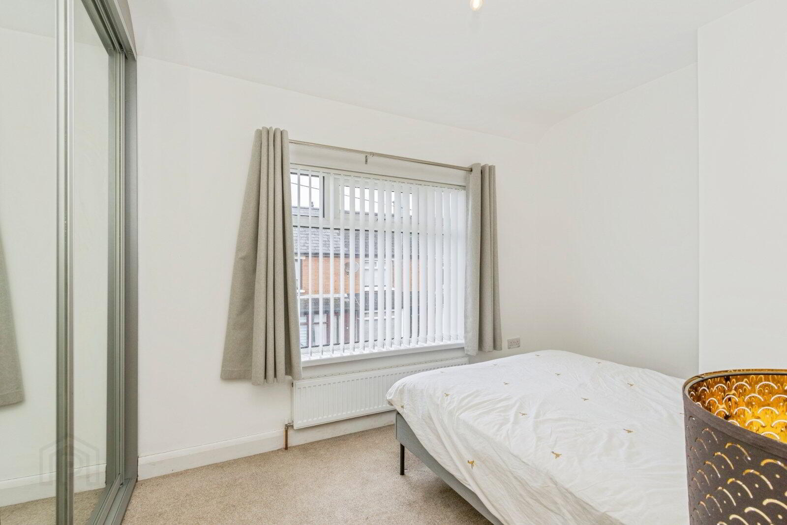 54 Lismain Street 12 of 20