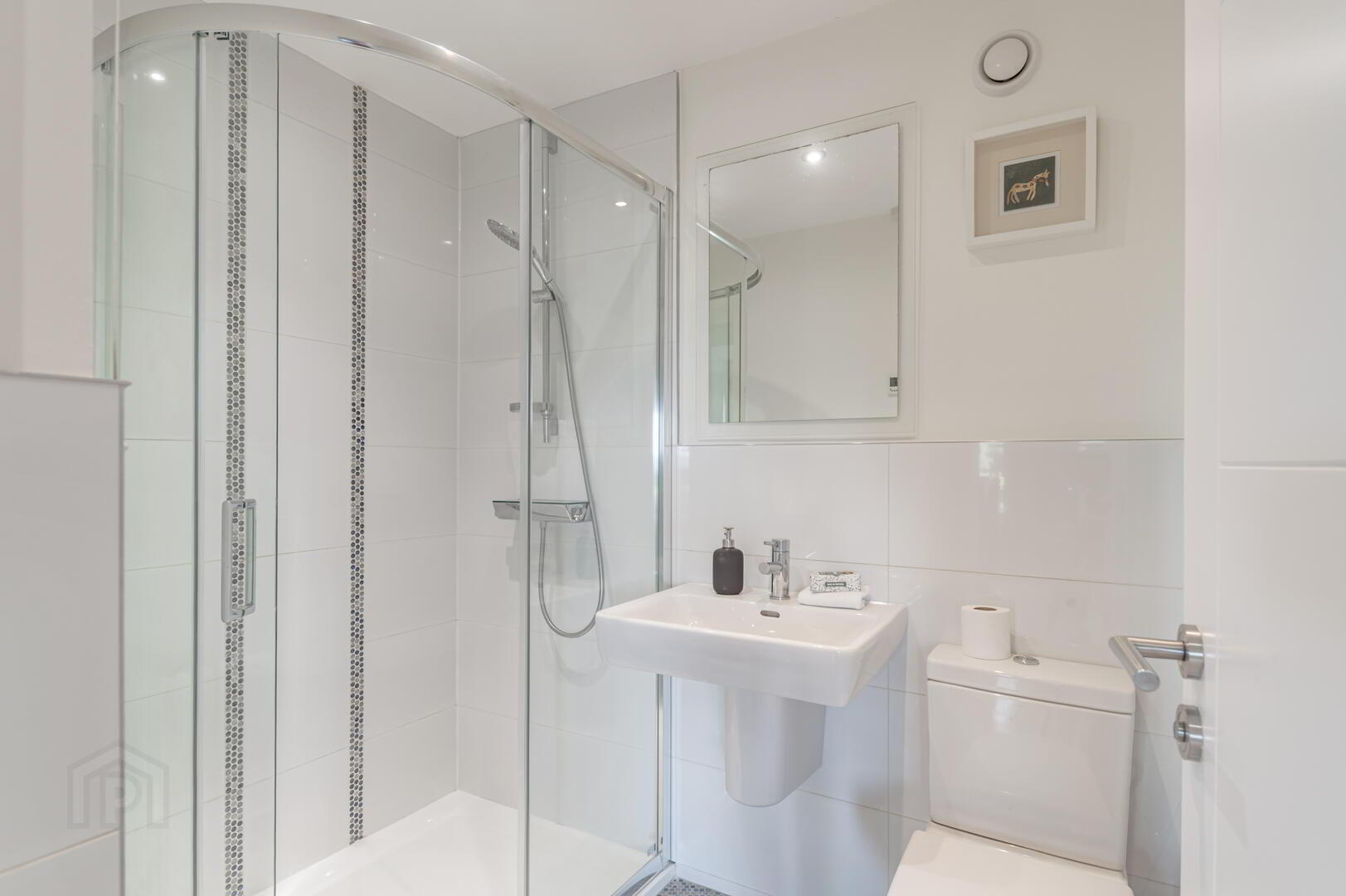2 Kintyre Avenue 79 of 93