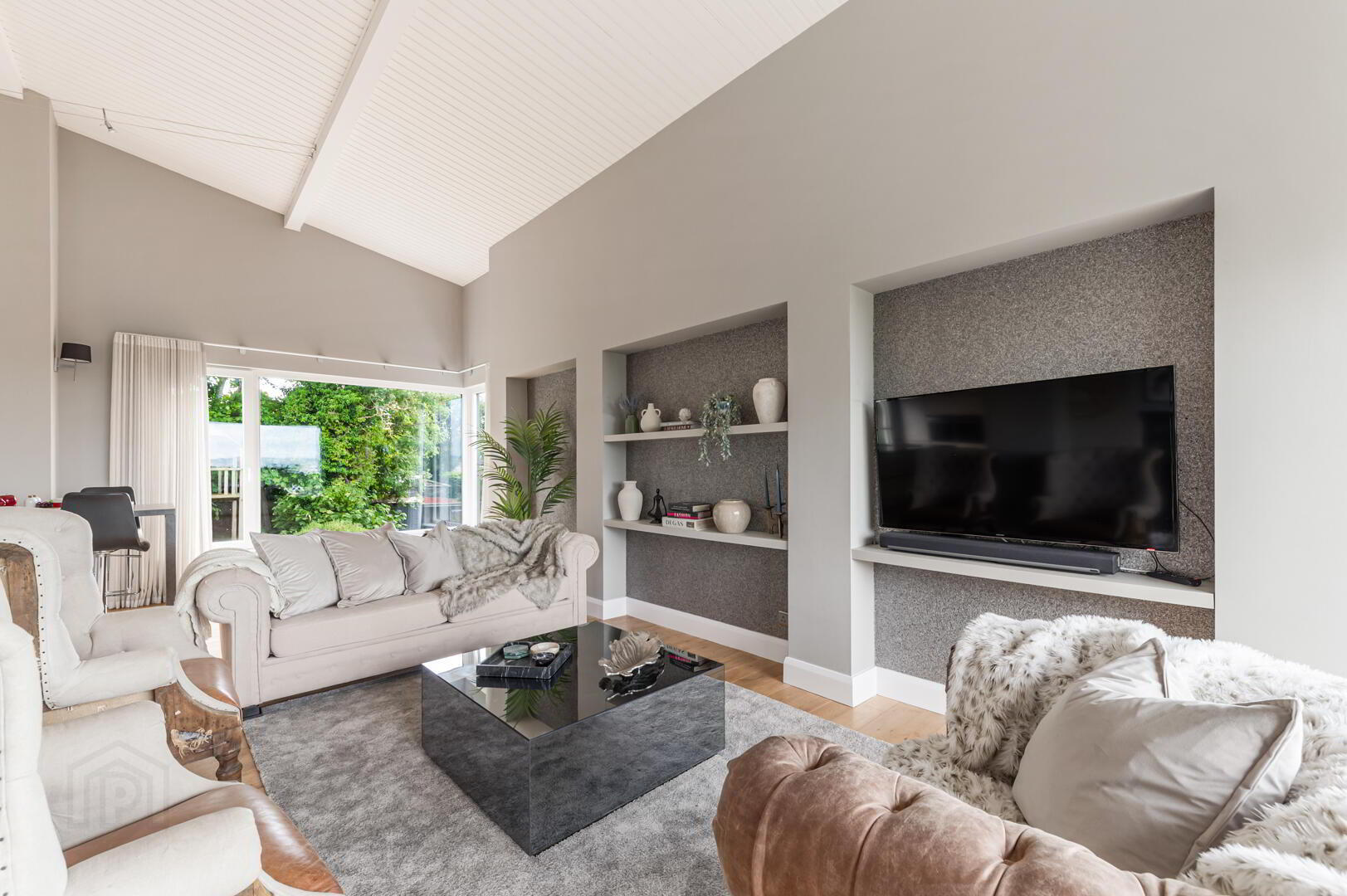 2 Kintyre Avenue 16 of 93
