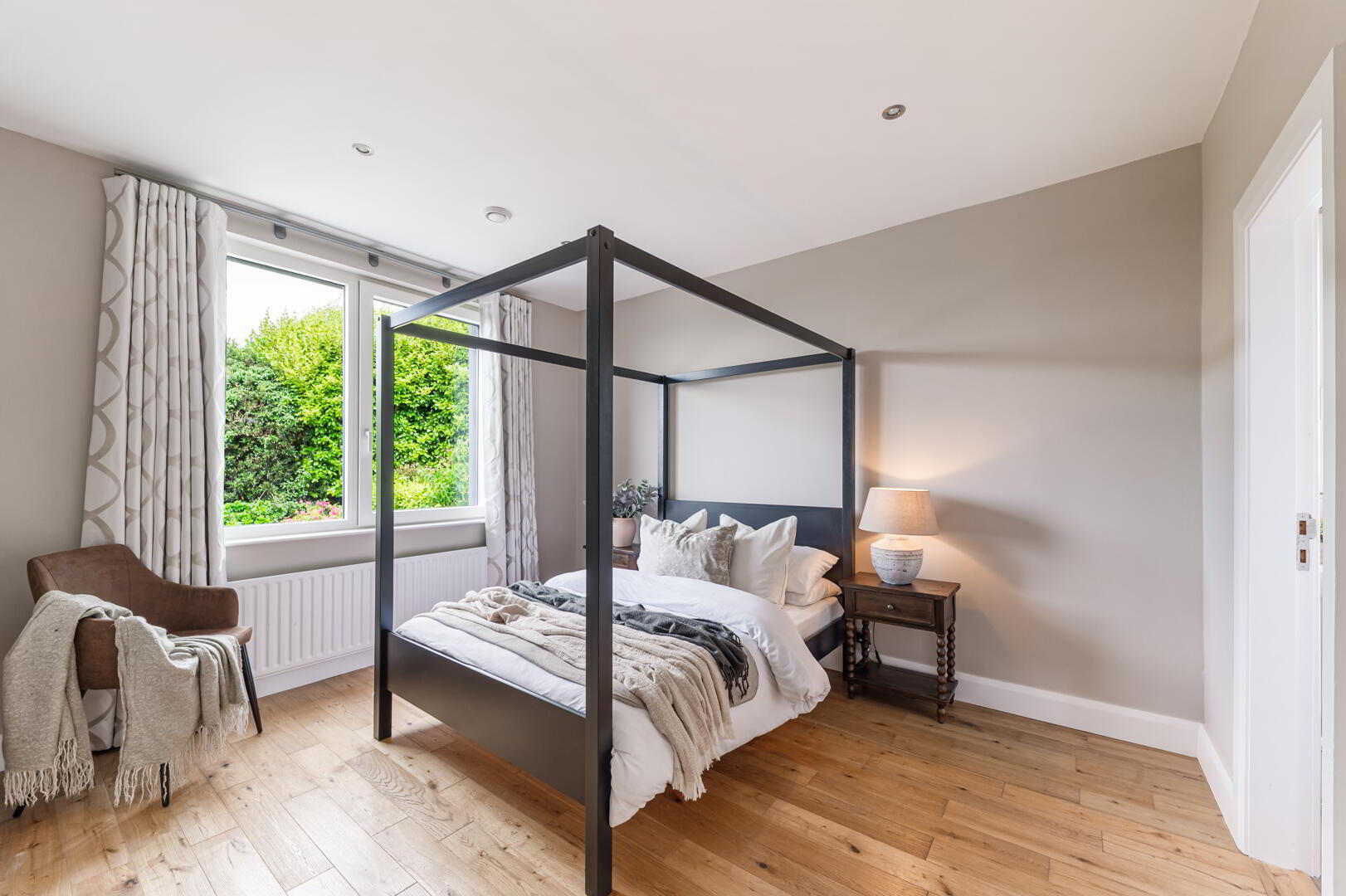 2 Kintyre Avenue 52 of 93
