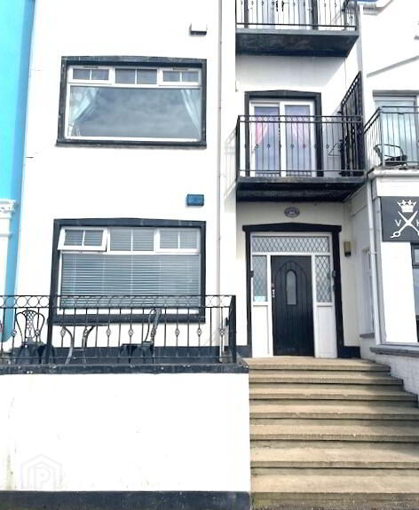 Unit 1, 81 Eglinton Street 1 of 9