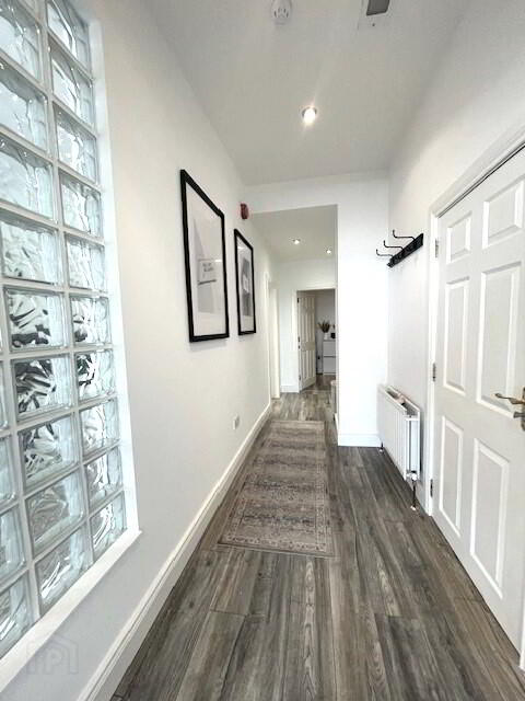 Unit 1, 81 Eglinton Street 5 of 9