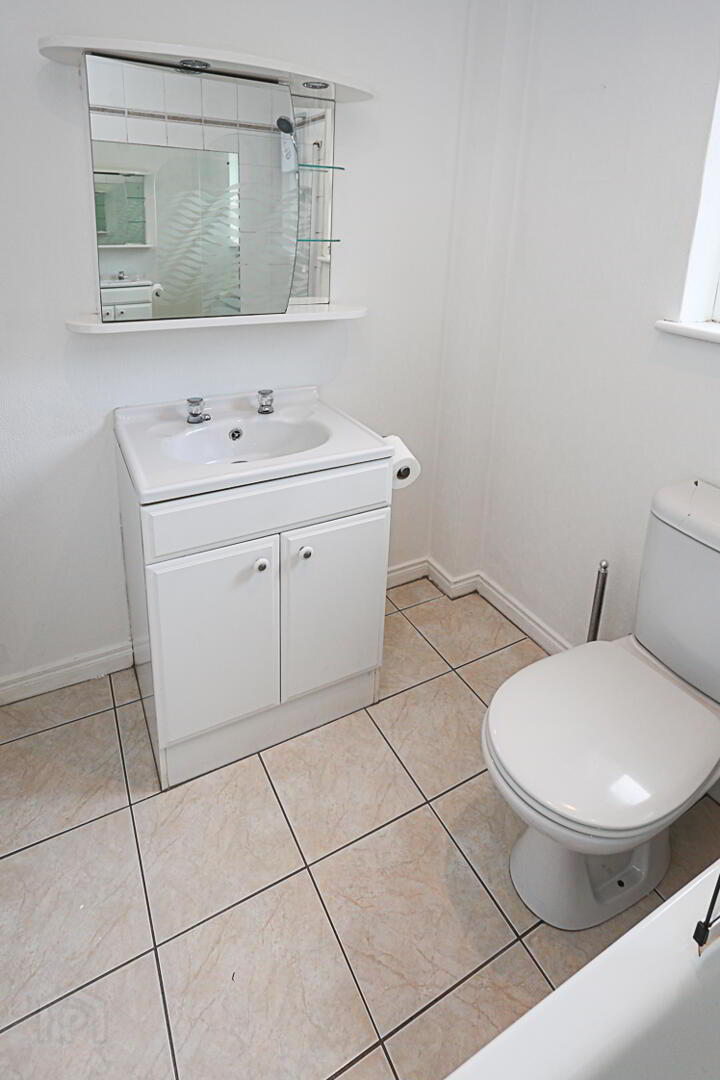63 Silverstream Crescent 18 of 22