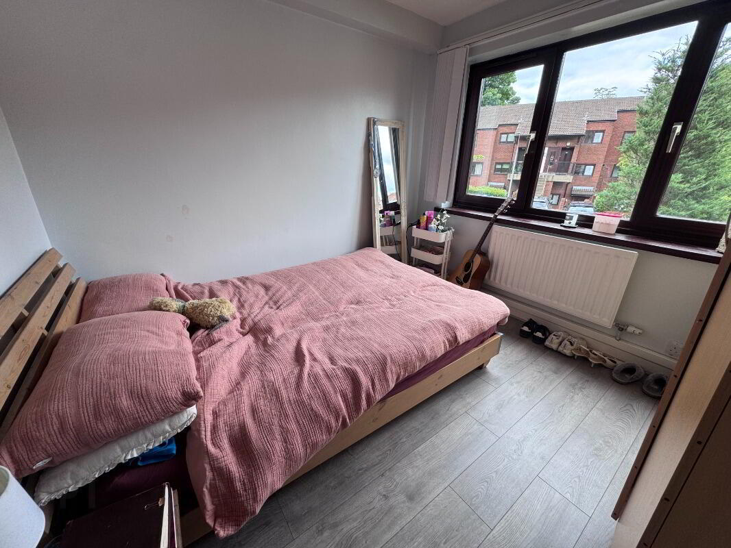 Apt 5c, Stranmillis Court 10 of 10