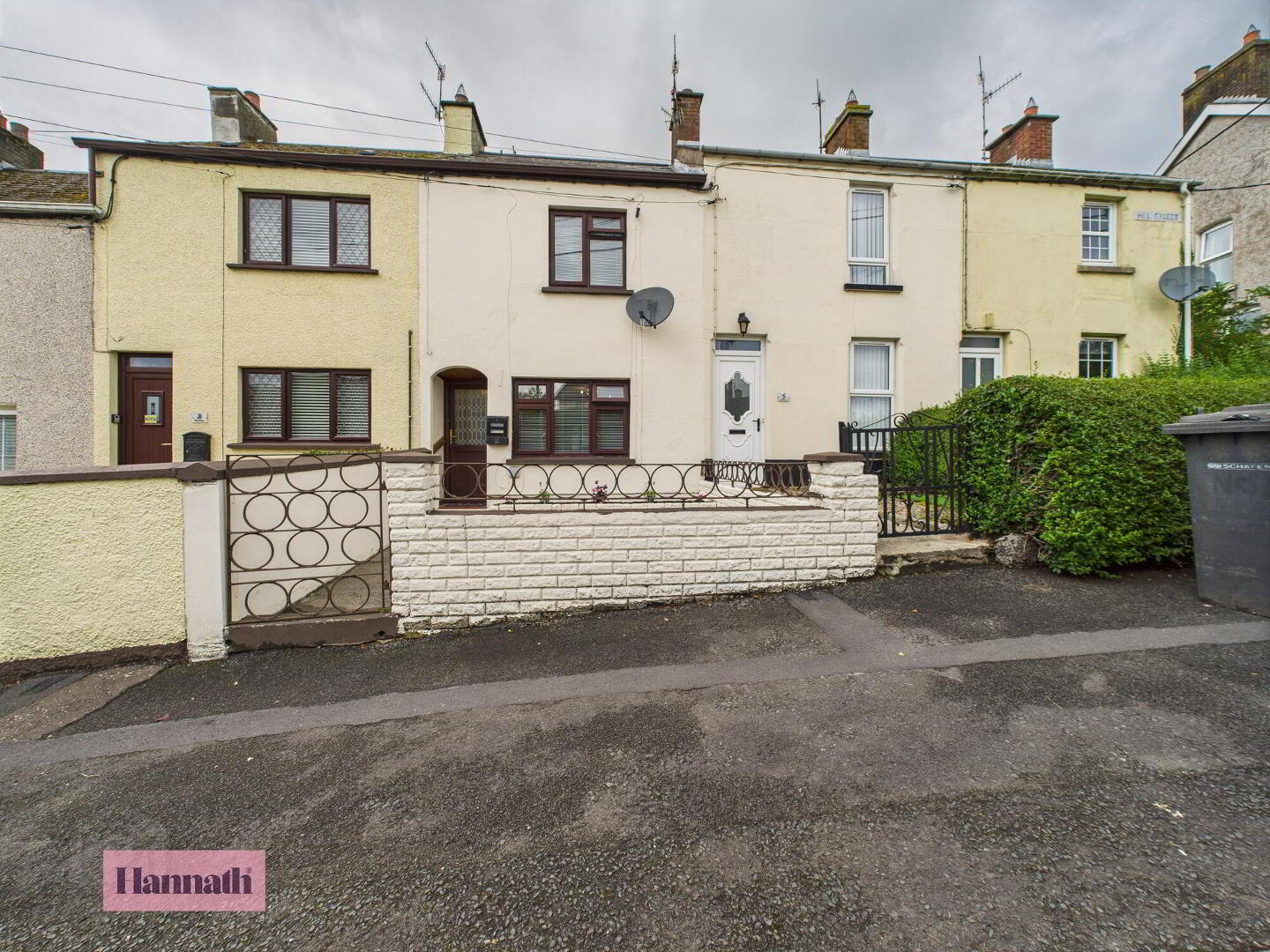 4 Hill Street 1 of 27