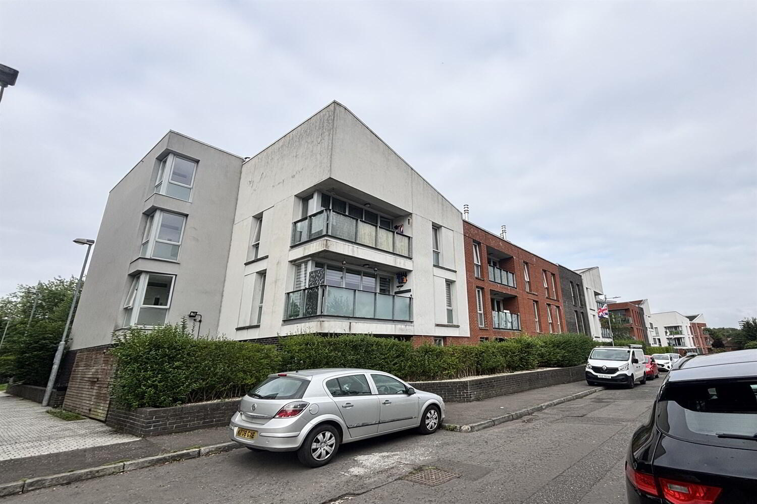 Apartment 12 The Keel Building 33 Annadale Crescen 19 of 21