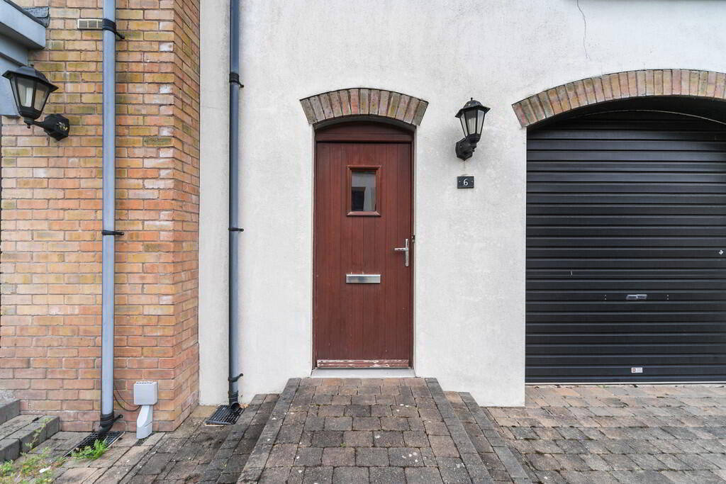 6 Bracken Hill Avenue 2 of 30