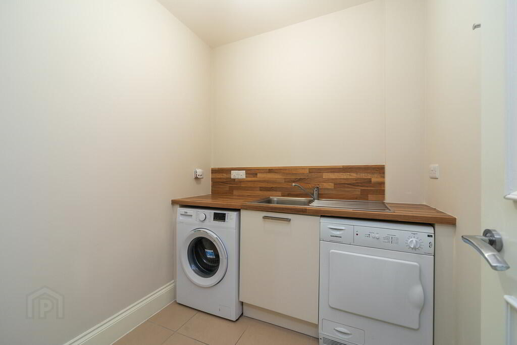 6 Bracken Hill Avenue 5 of 30