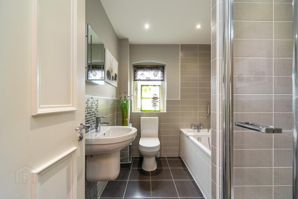 6 Bracken Hill Avenue 10 of 30