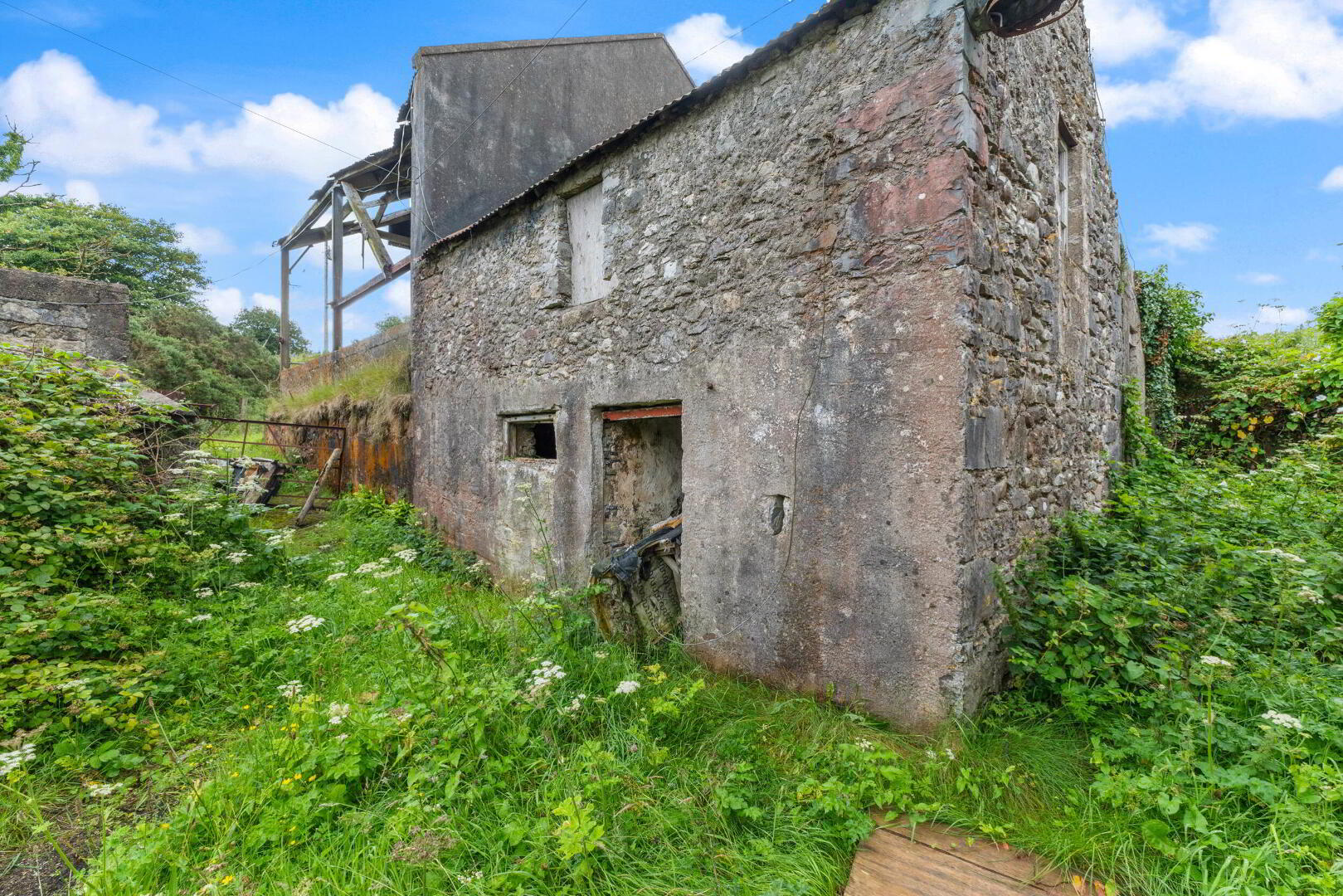 House On, C.56 Acres Ardara 7 of 24