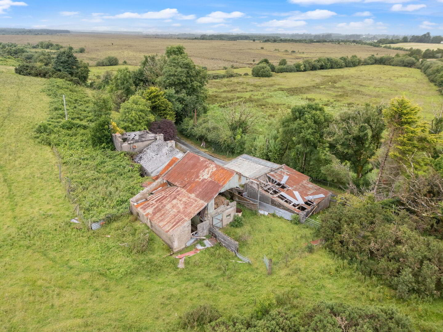 House On, C.56 Acres Ardara 14 of 24