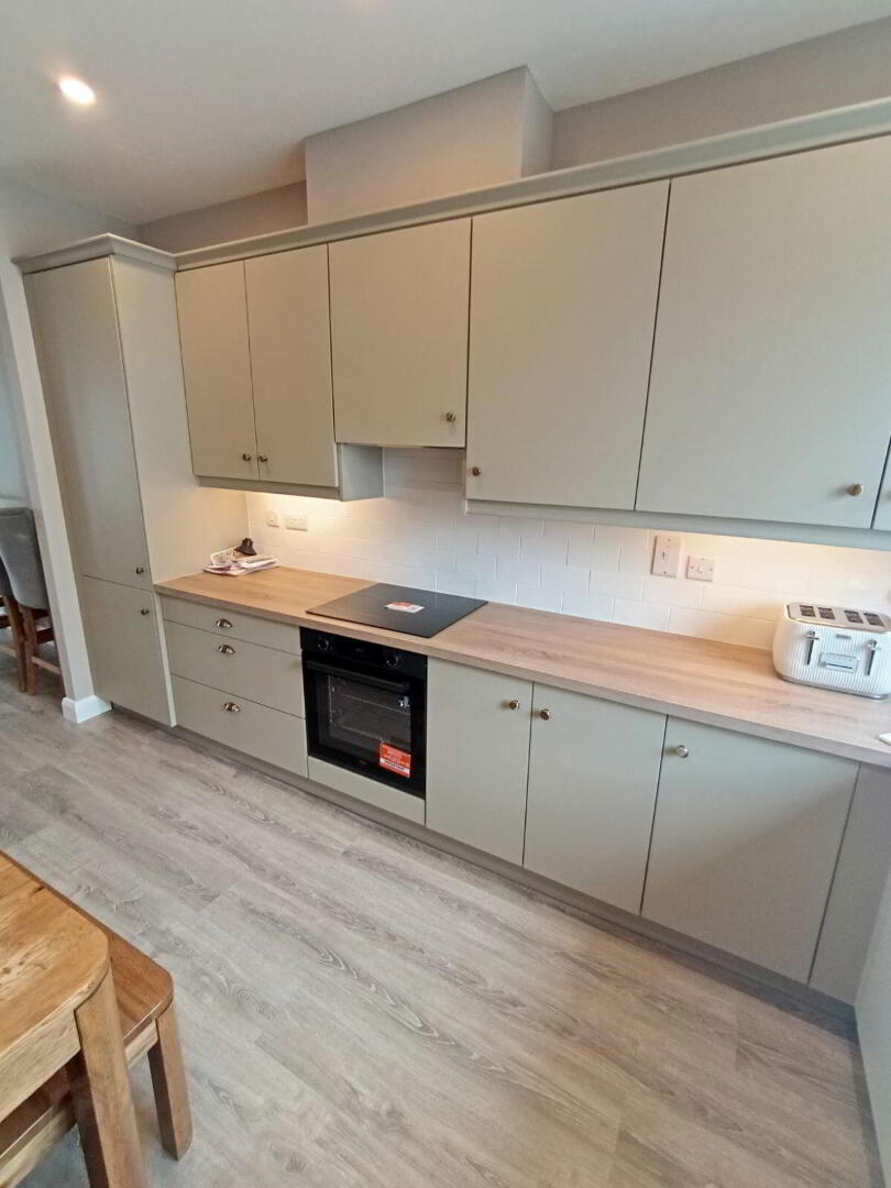 72 Newtown Avenue 3 of 20
