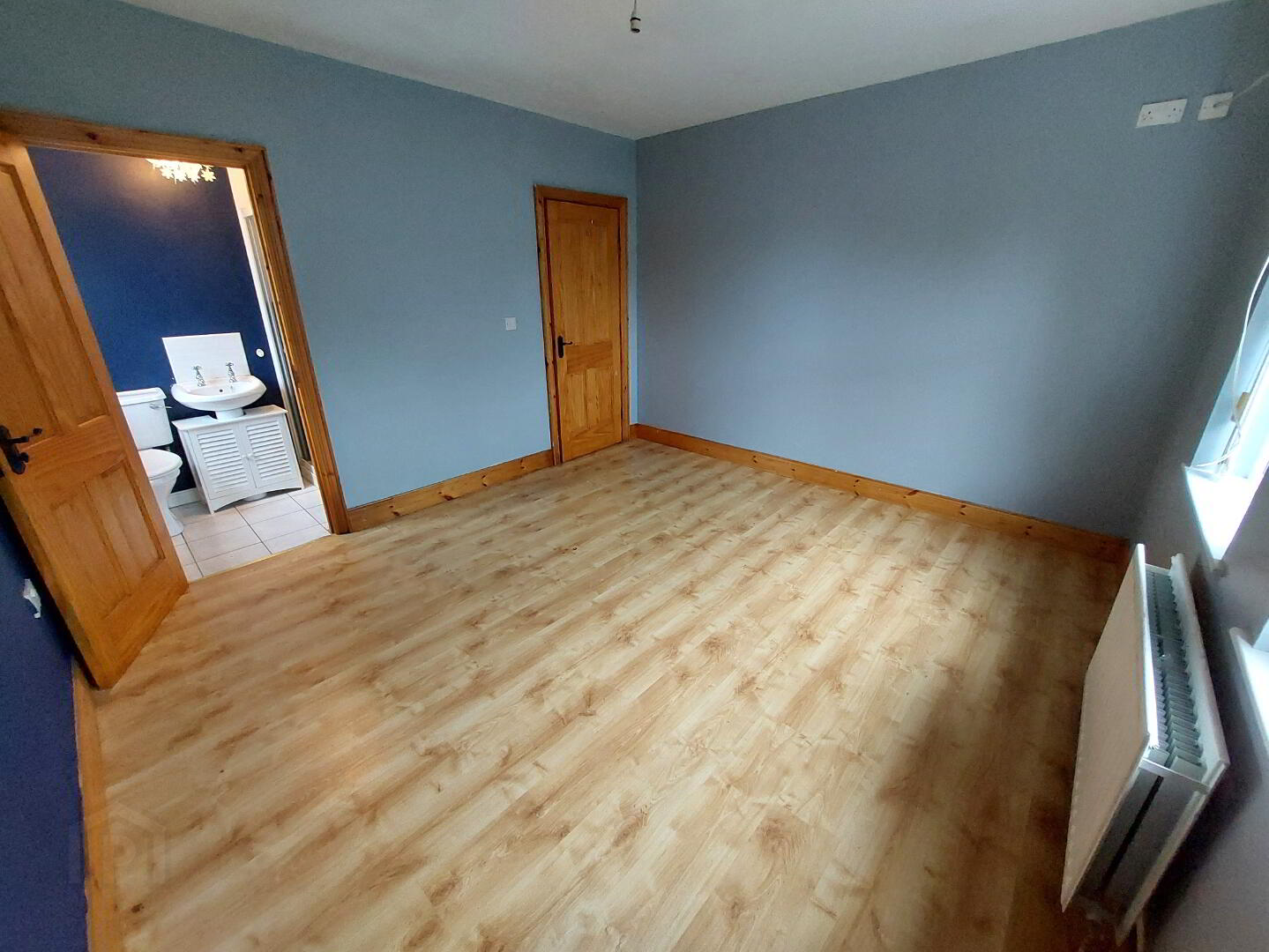 34 Blackthorn Manor 8 of 16