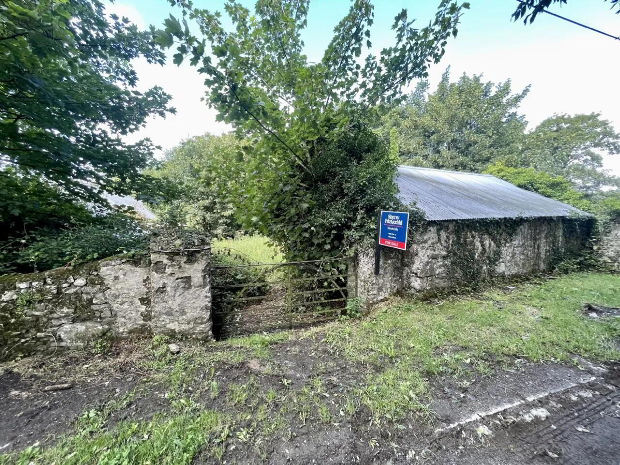 Site, With Dwelling & Outbuildings 8 of 15