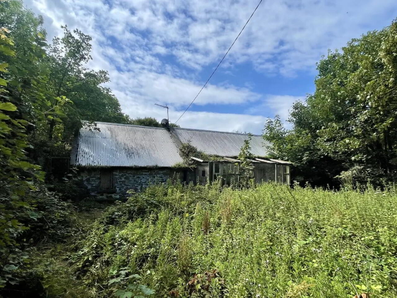 Site, With Dwelling & Outbuildings 10 of 15