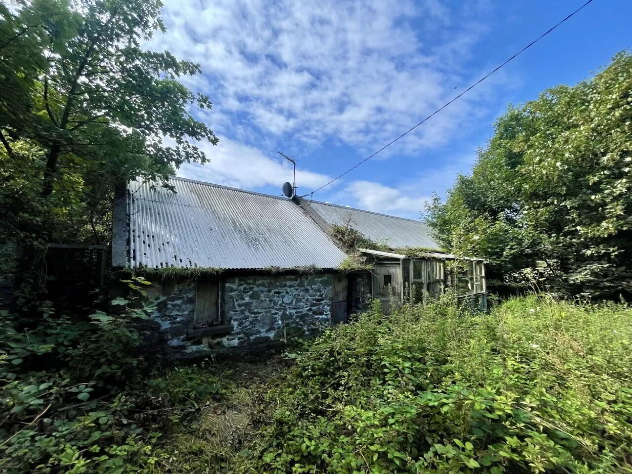 Site, With Dwelling & Outbuildings 12 of 15