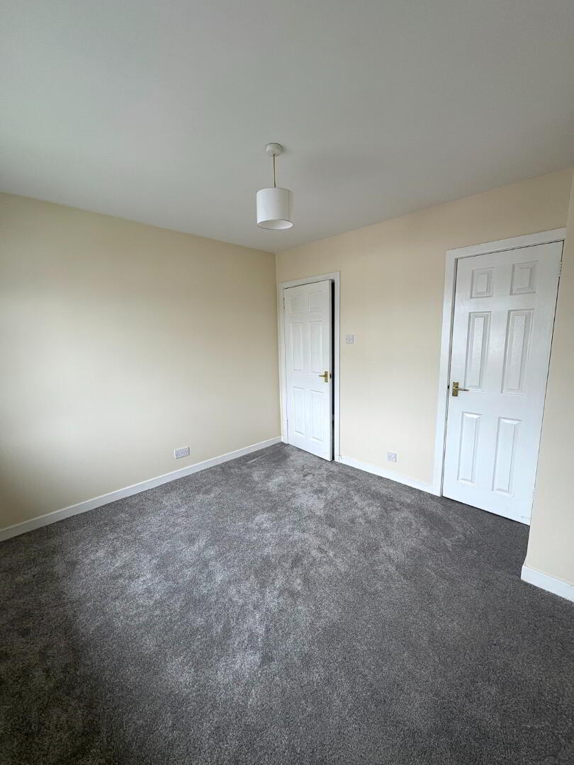 22 Dernmore Drive 15 of 19