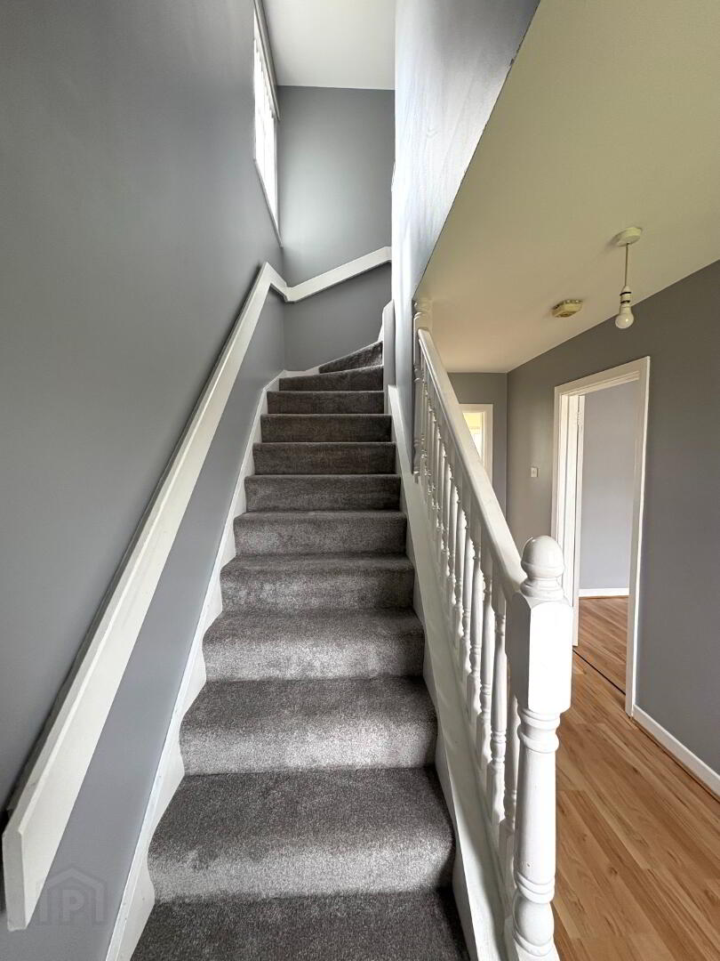 22 Dernmore Drive 8 of 19