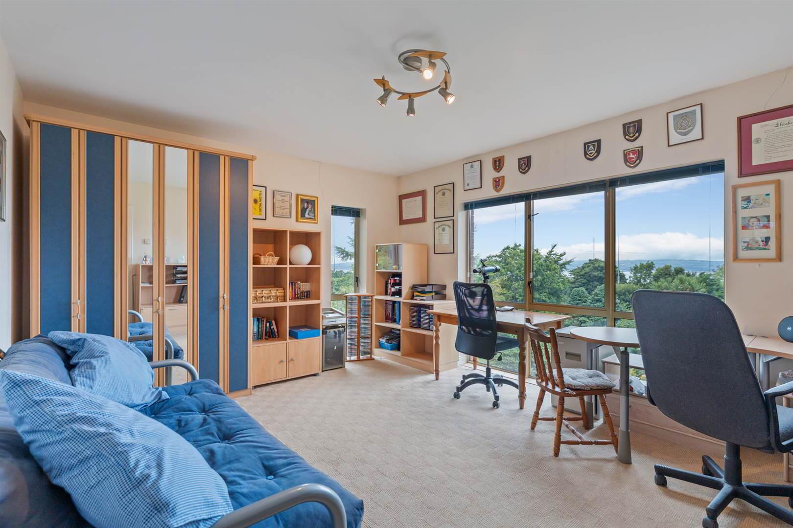 'Lismoir', 25 Glencraig Park 18 of 22