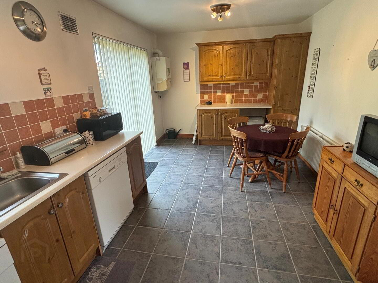 68 Burrin Manor, Tulllow Road 6 of 17