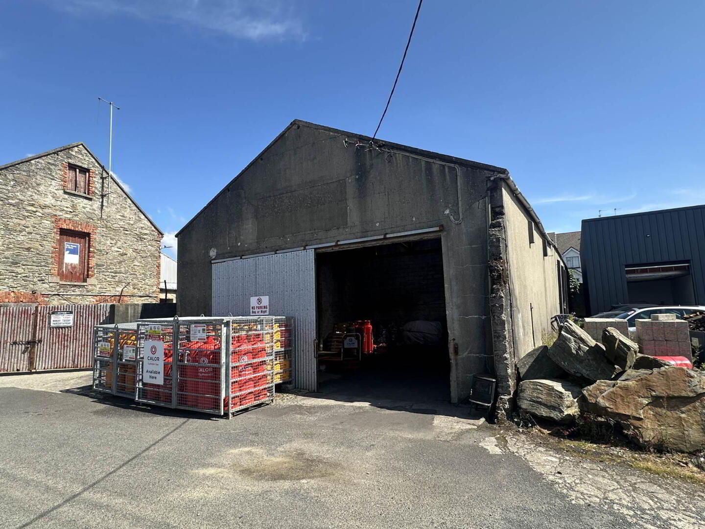 Back Lane 3 of 13