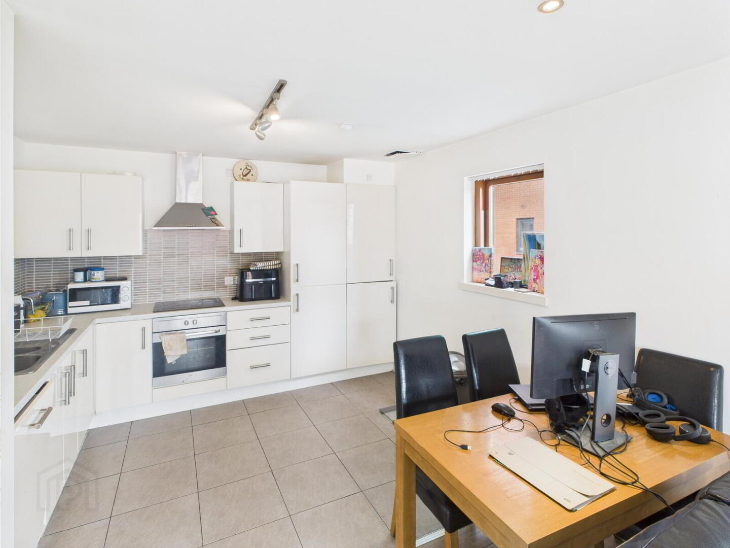 Apartment 33 11 Princes Dock Street 5 of 11