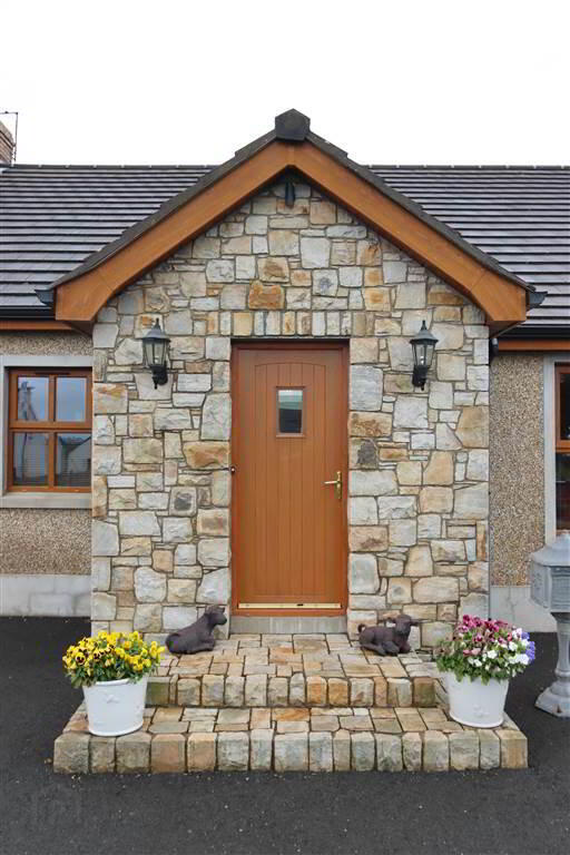 50 Moss Road 2 of 38
