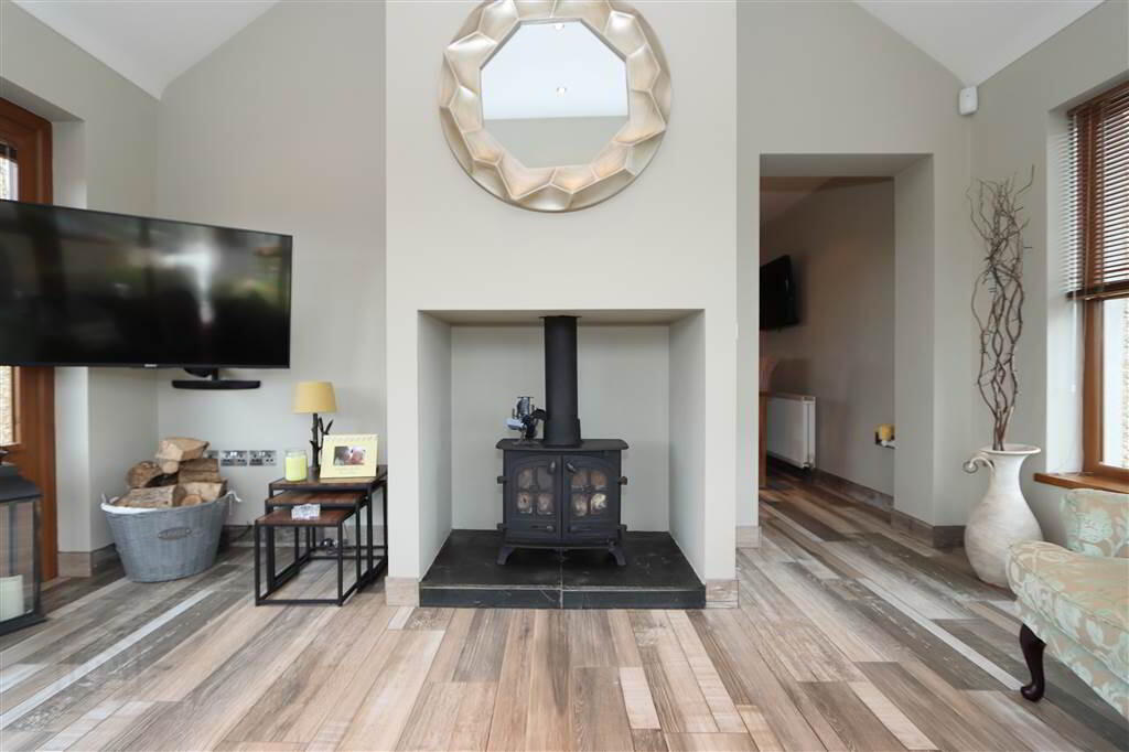 50 Moss Road 13 of 38