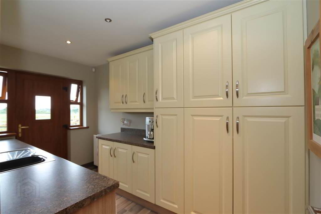 50 Moss Road 15 of 38