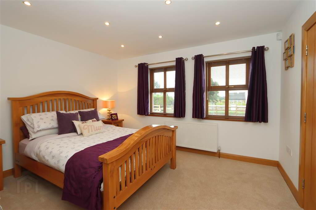 50 Moss Road 26 of 38