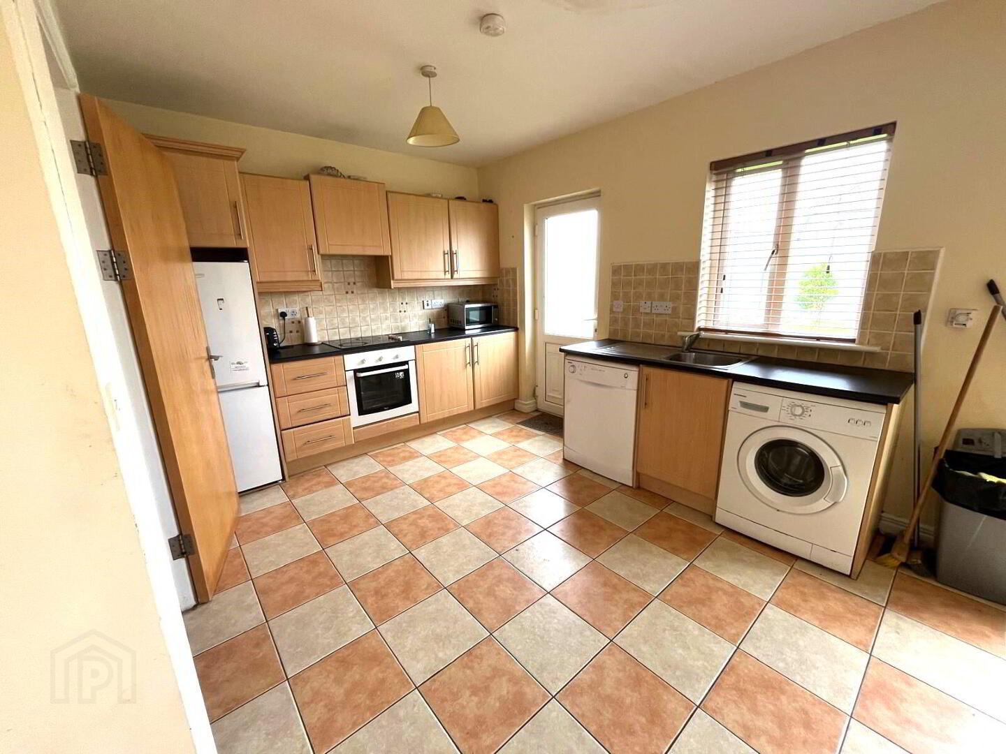 43 Highfield 6 of 14