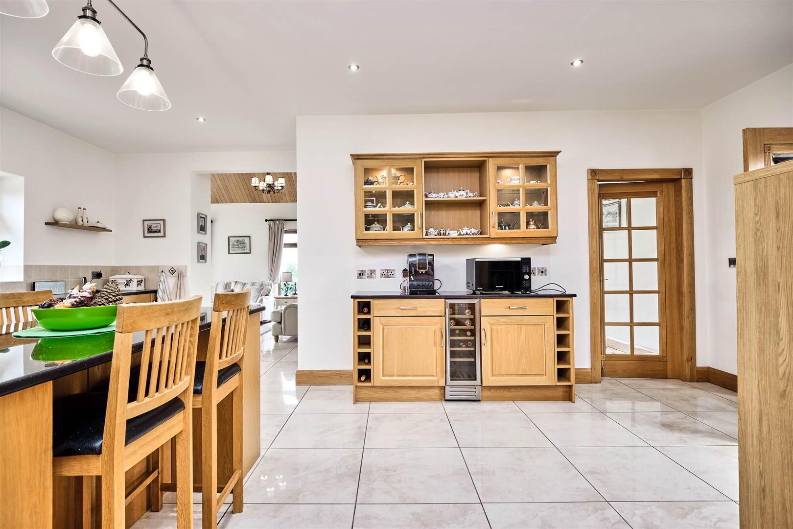 60 Glebe Road 9 of 70