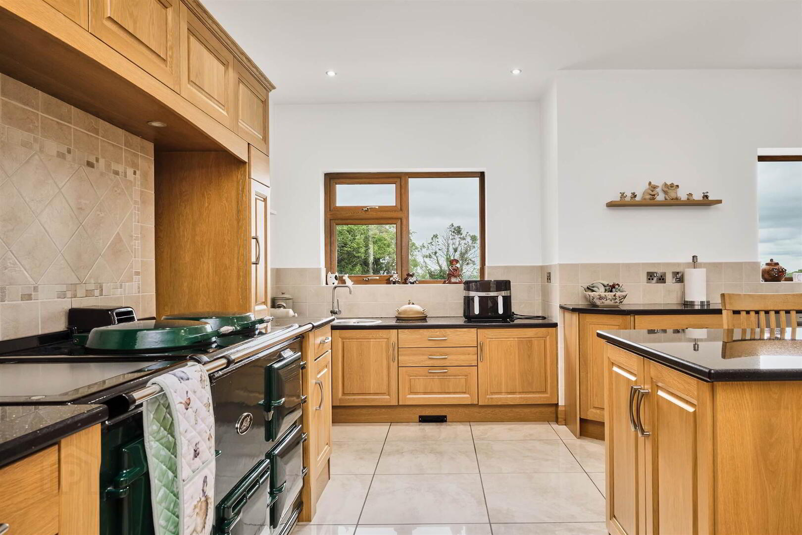 60 Glebe Road 8 of 70