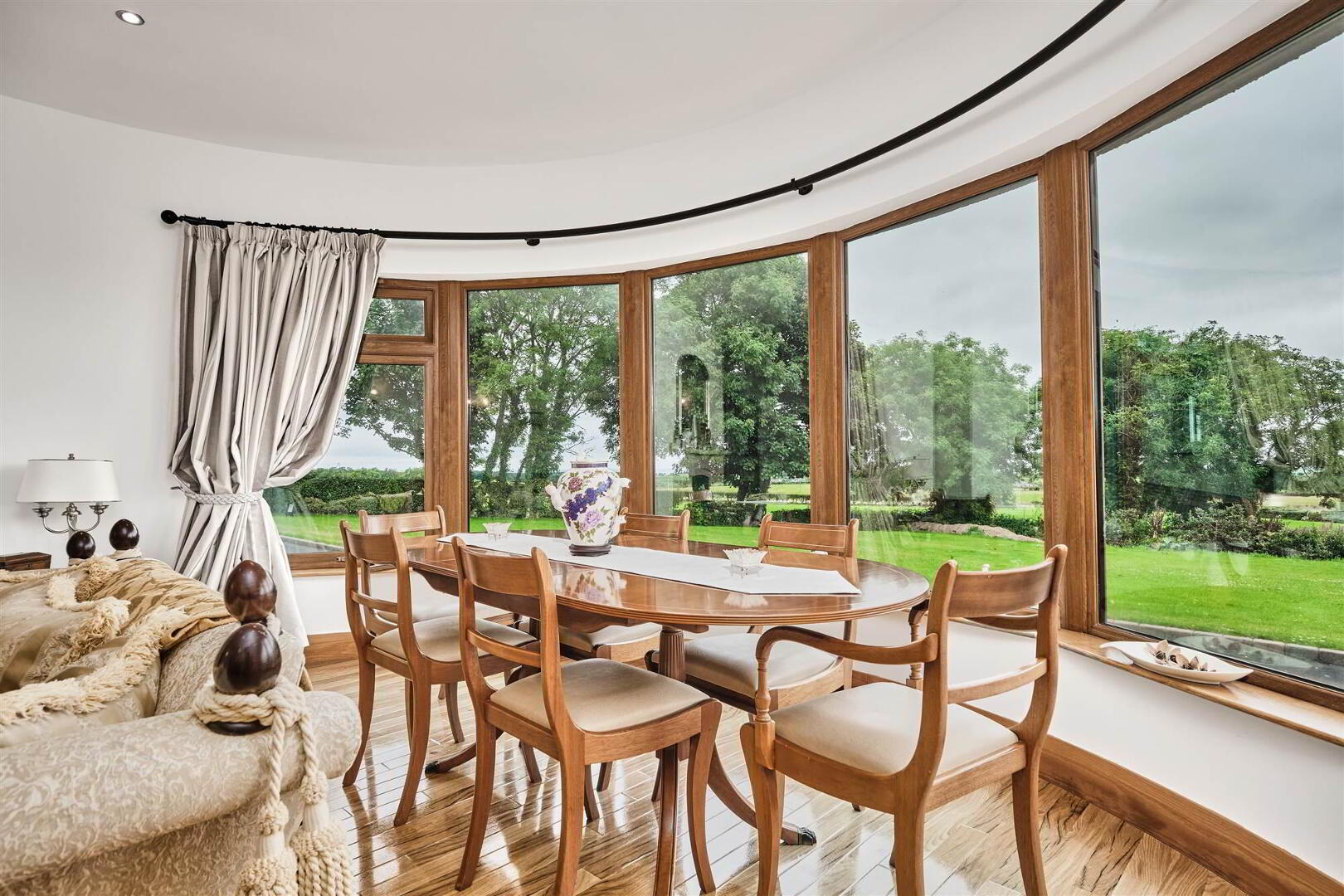 60 Glebe Road 23 of 70