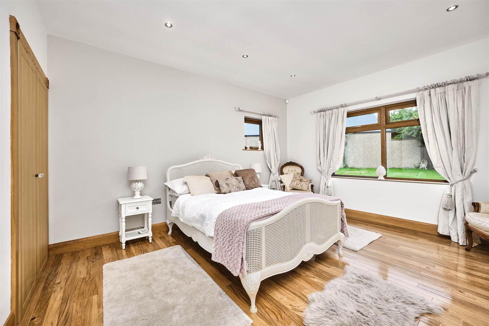 60 Glebe Road 34 of 70