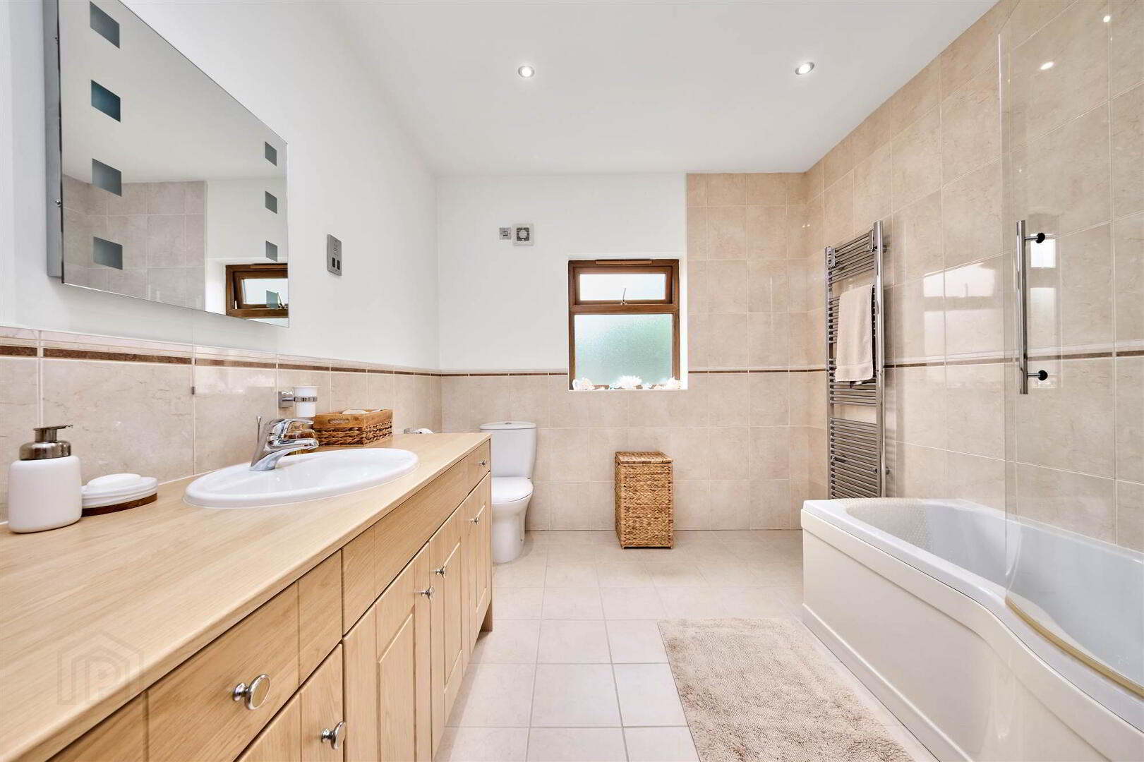 60 Glebe Road 40 of 70