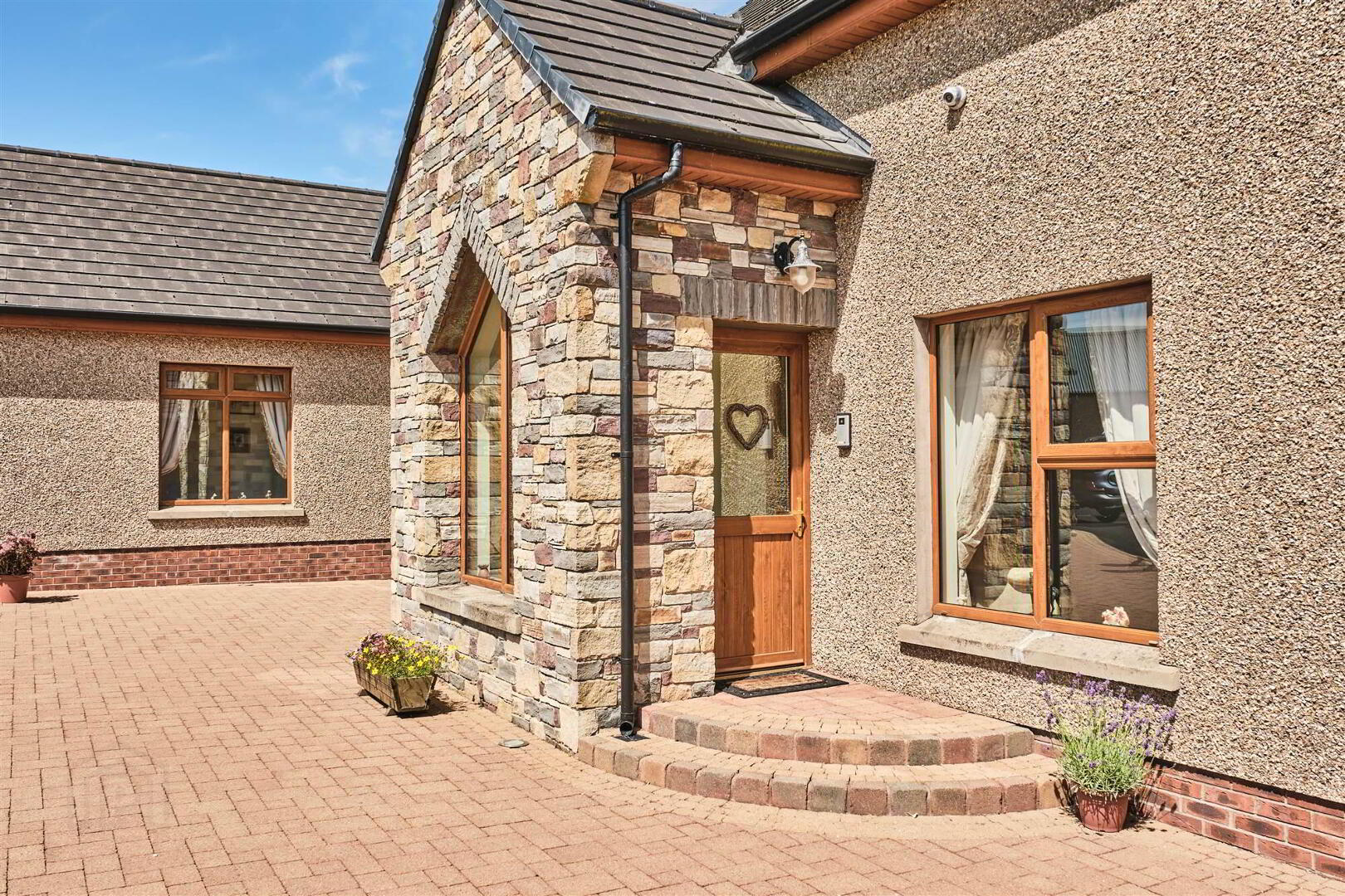 60 Glebe Road 53 of 70