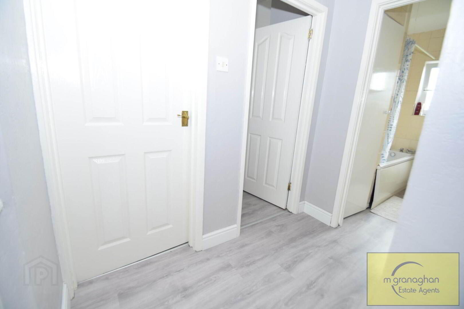 32 Benraw Road 9 of 23