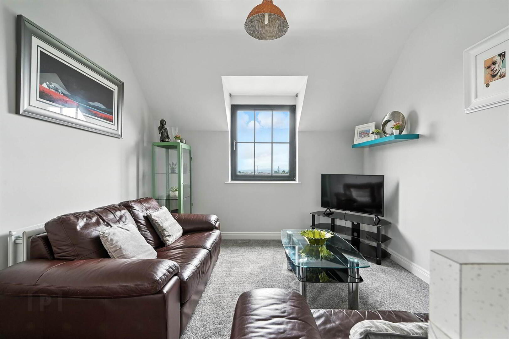Apt 52, Sir Richard Wallace Walk 5 of 21