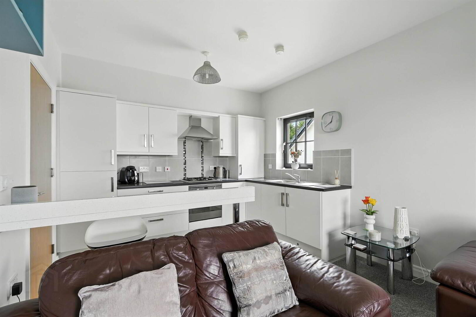 Apt 52, Sir Richard Wallace Walk 7 of 21