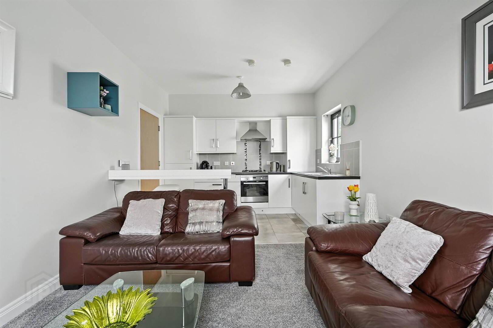 Apt 52, Sir Richard Wallace Walk 6 of 21