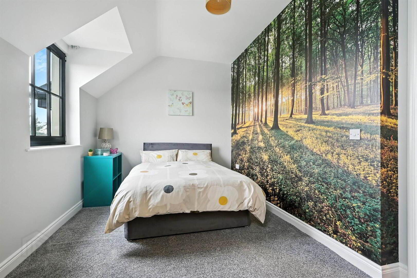 Apt 52, Sir Richard Wallace Walk 16 of 21