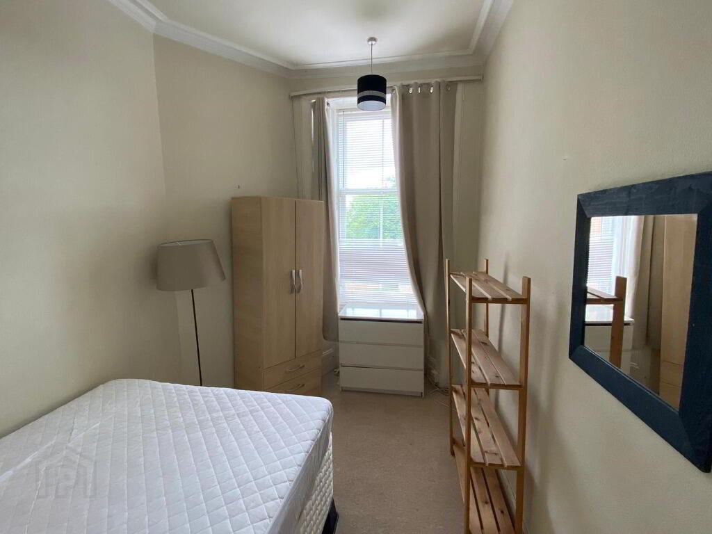 23 Forbes Road 4 of 7