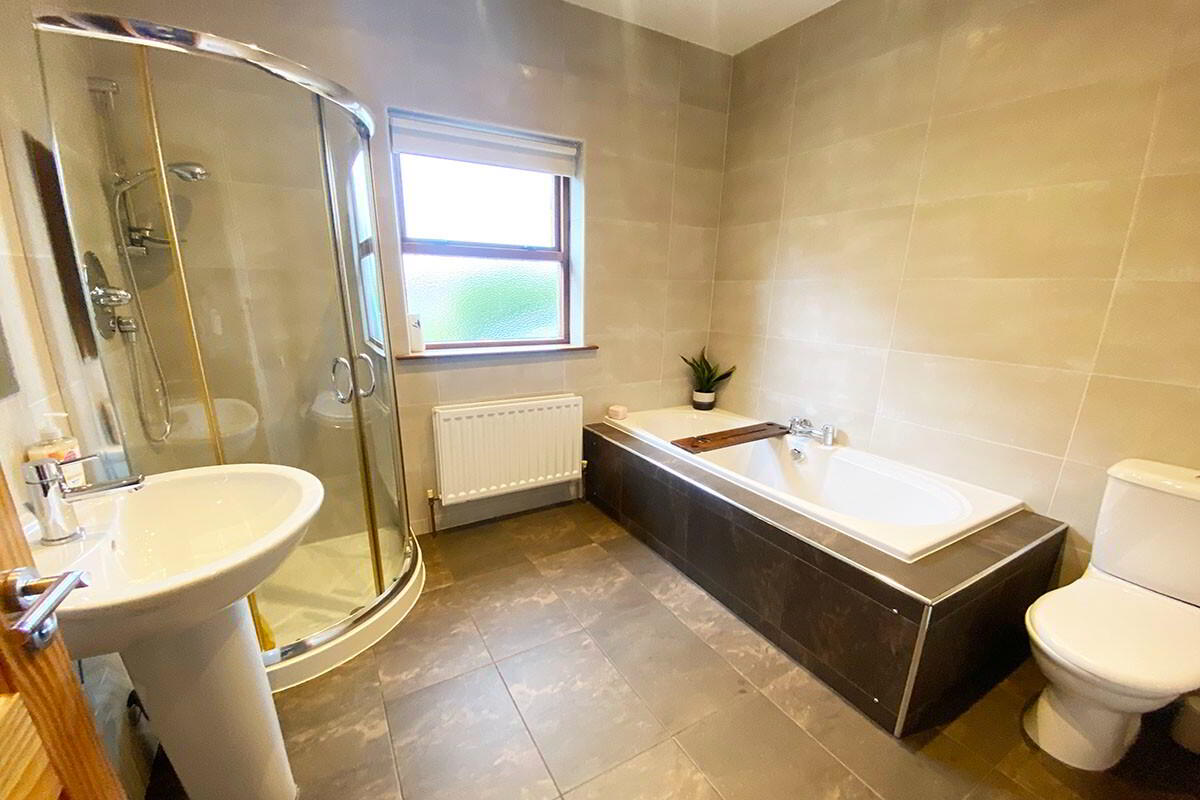 36 Chestnut Brae 14 of 16